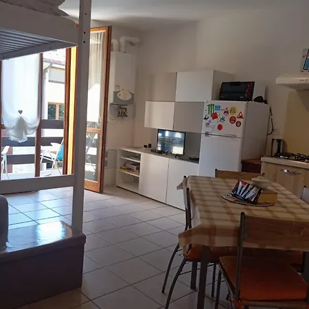 Casa Marta Sando شقة