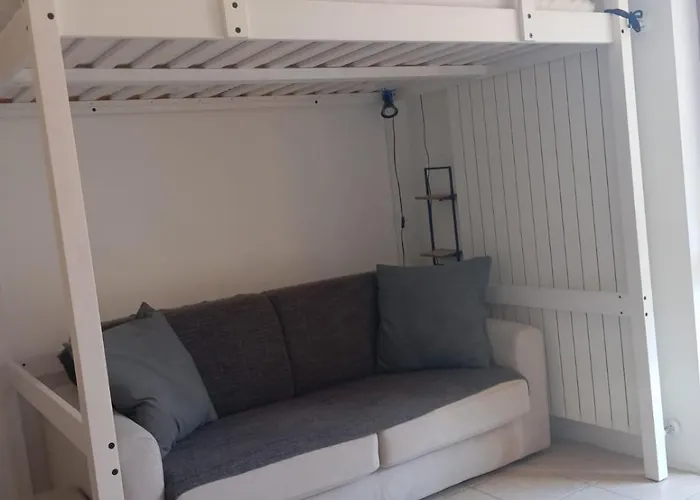 Casa Marta Sando *